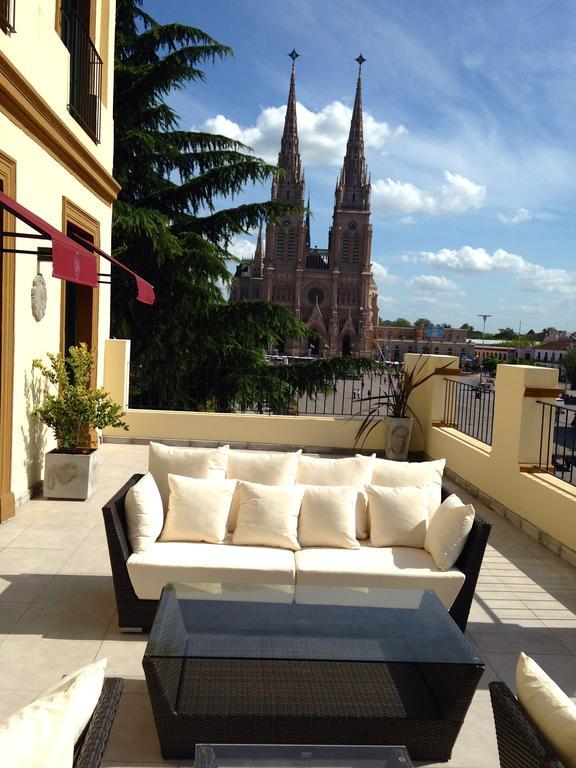 Real Hotel Lujan Rom bilde